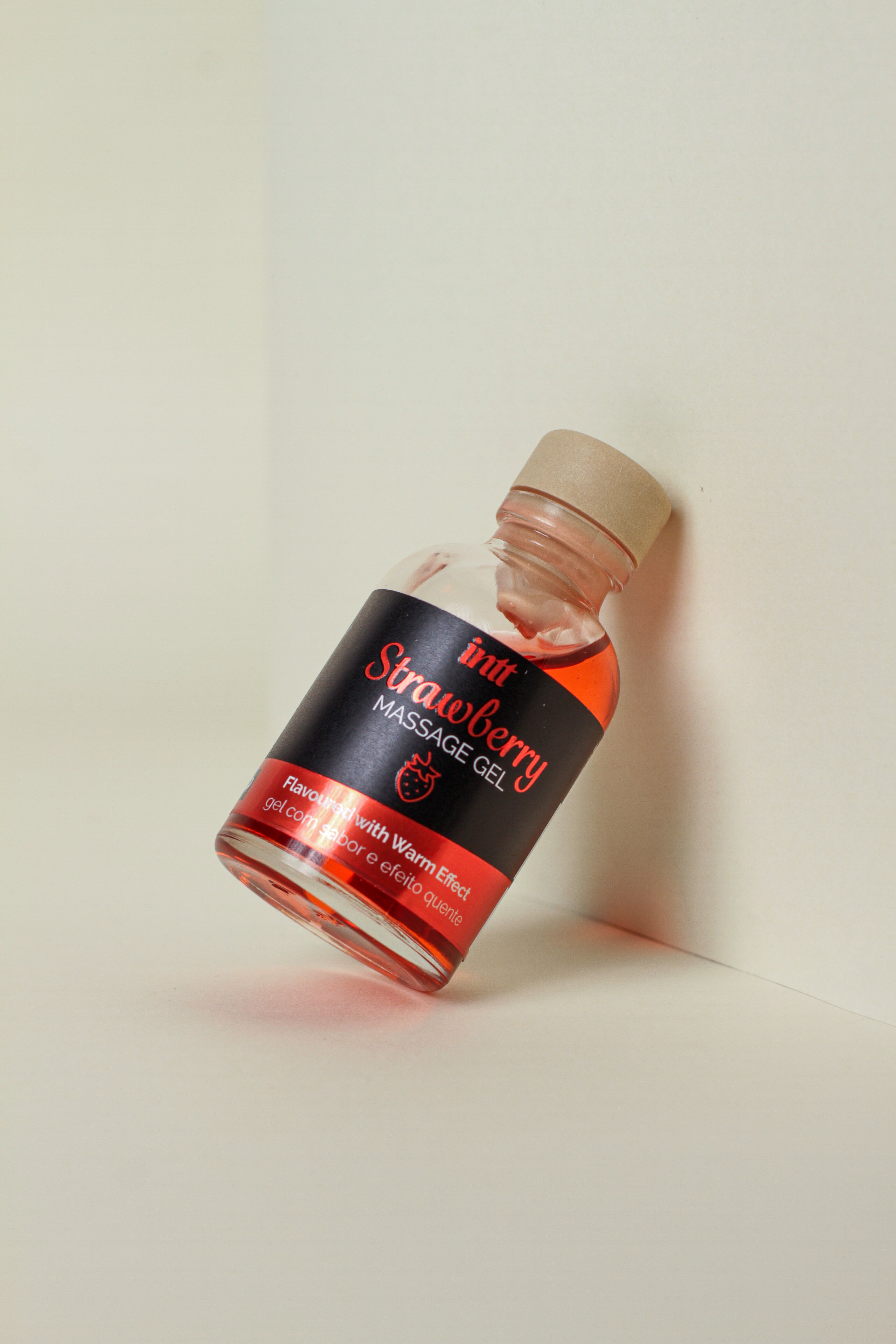 STRAWBERRY MASSAGE GEL